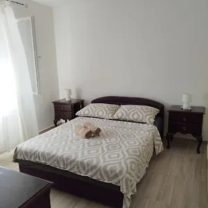 Nela Zadar