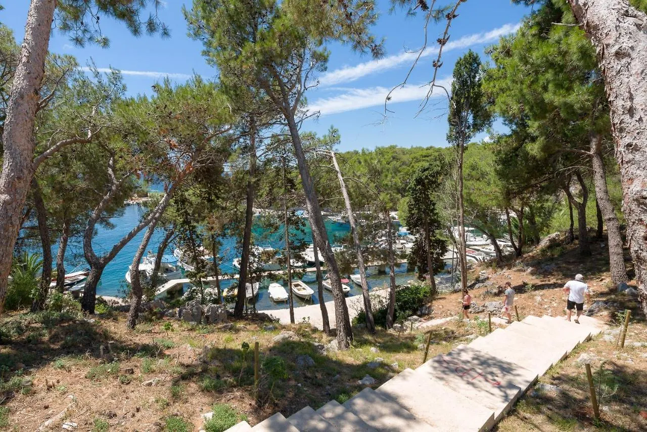 Apartmani Biserka Mandre